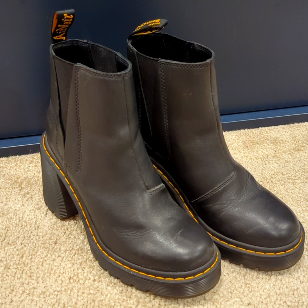 Dr. Martens Spence Chelsea Boot - Women's